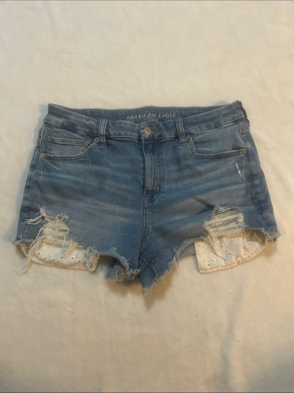 American Eagle Women’s Shorts Denim Curvy High Rise Shorty Eyelet Detail Size 12